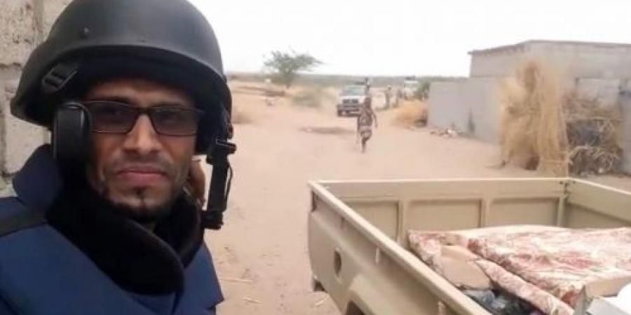 موفد قناة ” الغد المشرق” : مقتل 3 من  قيادات الحوثي الميدانين في معارك قعطبة (فيديو )