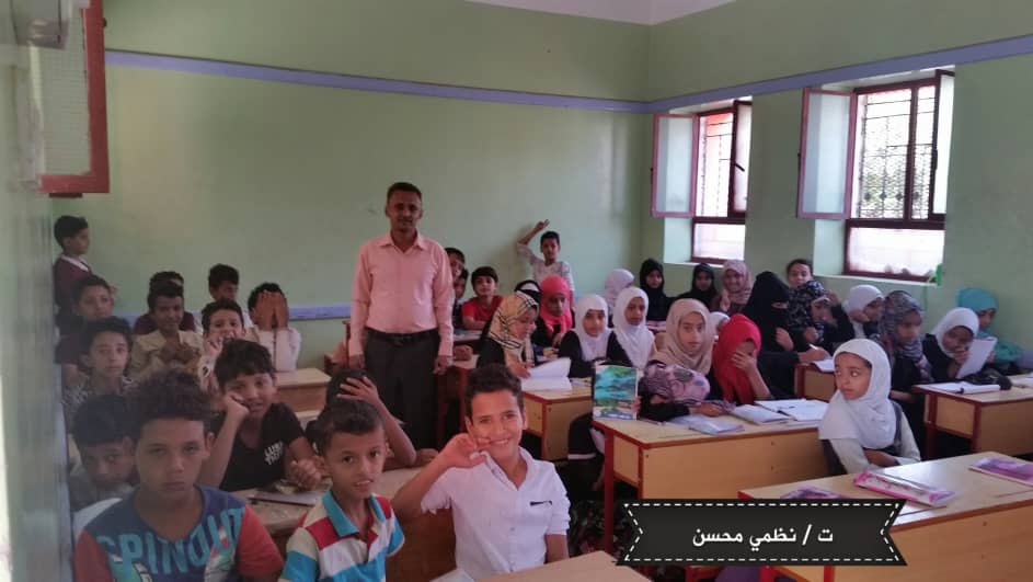 الضالع : دورات تدريسية لطلاب وطالبات مدرسة الشهيد ” صالح احمد ناصر عنتر الجليلة”