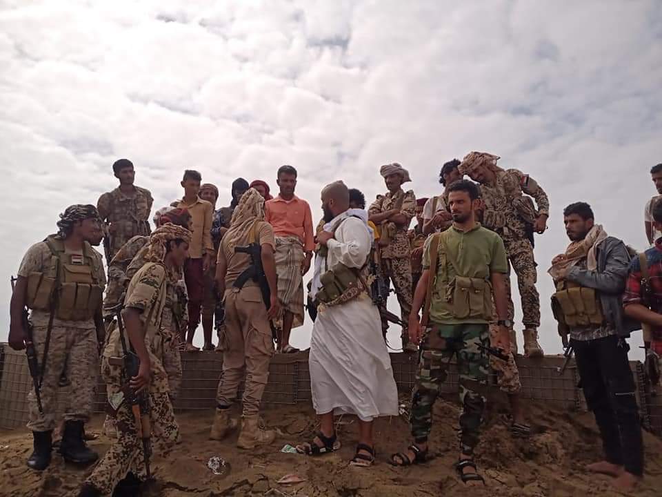 المقدم “الخليفي” يزور الخطوط الأمامية للقوات المسلحة الجنوبية في منطقة الشيخ سالم