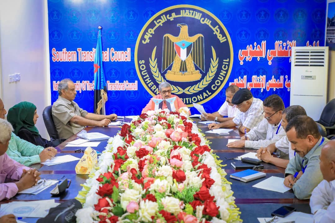 لجنة الحوار الجنوبي تلتقي الهيئة العسكرية العليا للجيش والأمن الجنوبي (بلاغ)